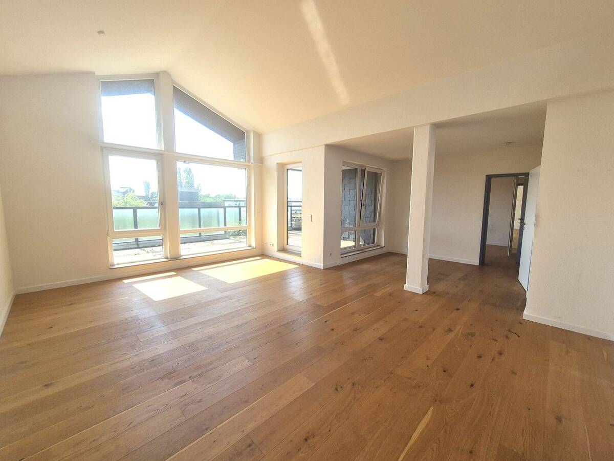 Südstadt ganz oben! Penthouse mit Aufzug und ebenerdigem Zugang – 30173 Hannover – Bild 1 von 9