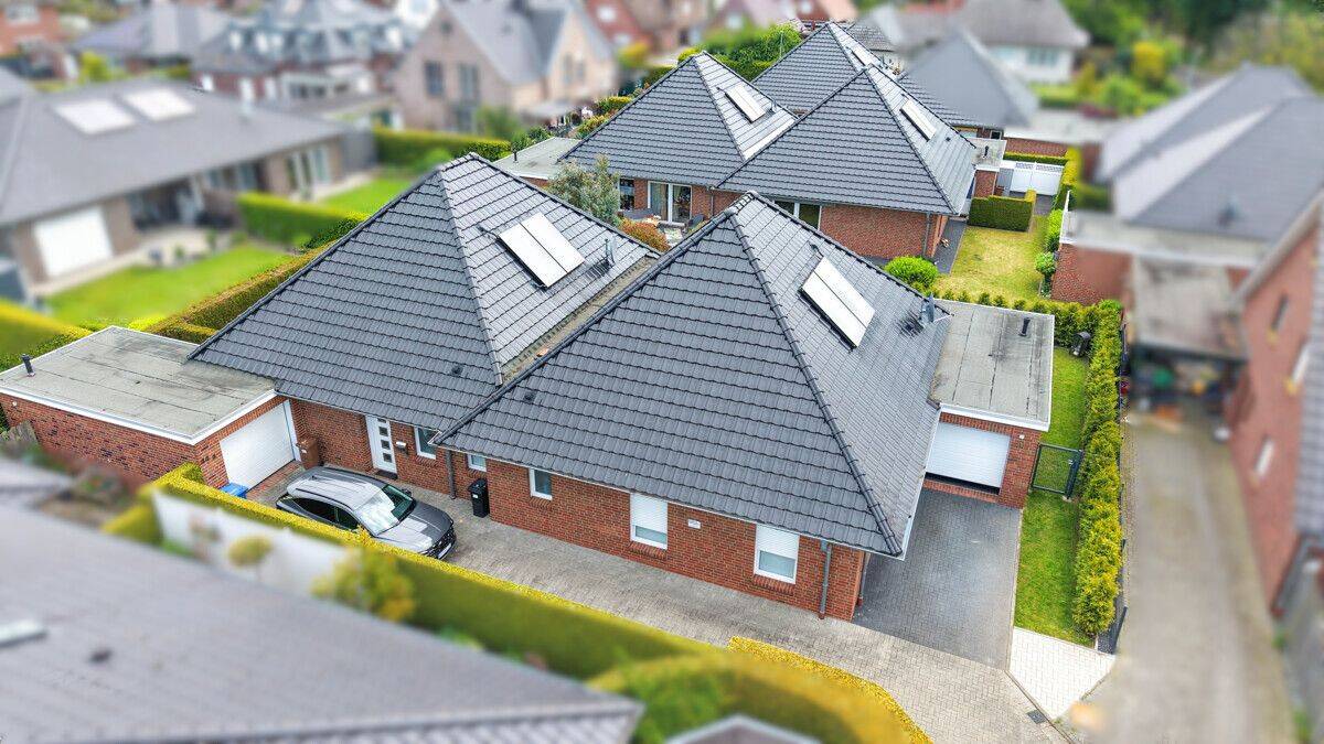 Attraktive Anlagemöglichkeit mit fünf Doppelhaushälften im Bungalowstil