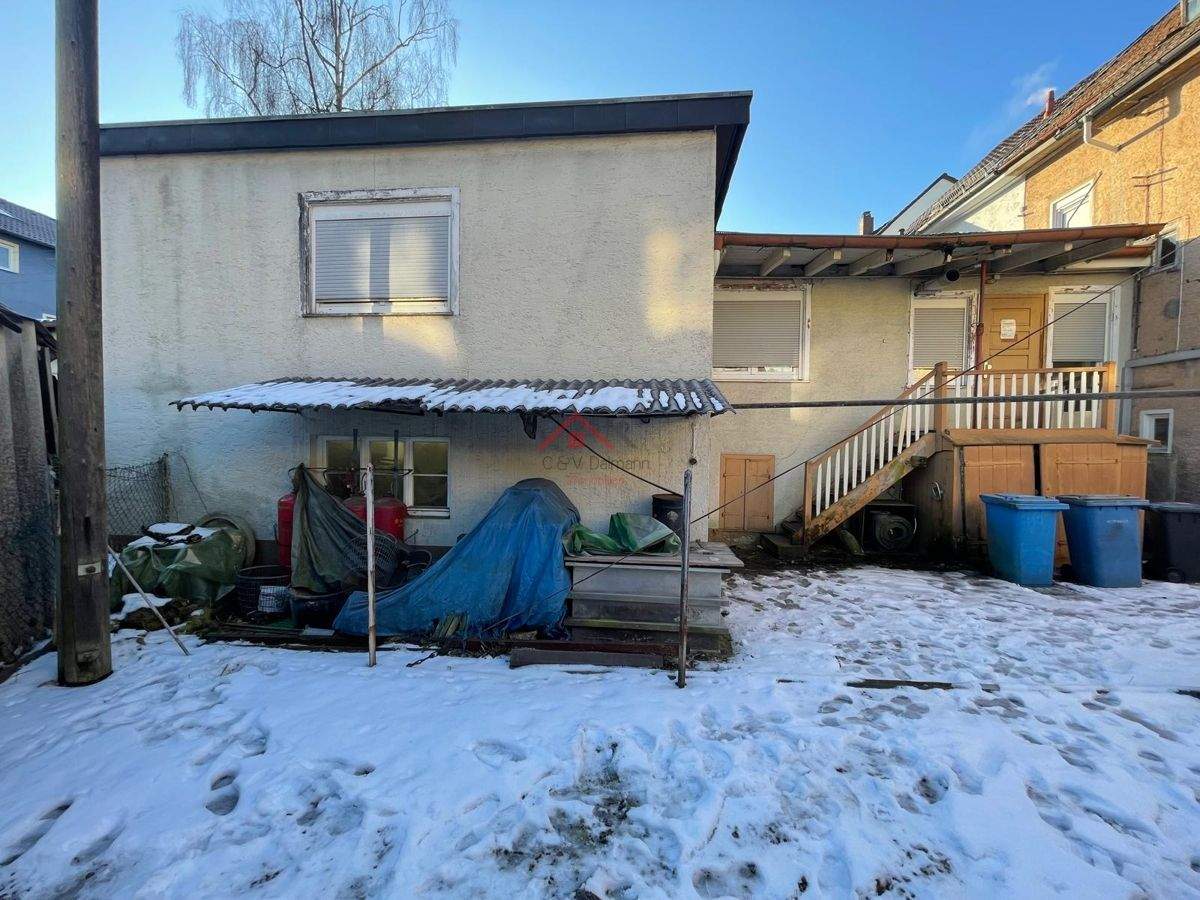 Große sanierungsbedürftigte Doppelhaushälfte mit 3 Einheiten und Gewerbeanteil – Tuttlingen – Vorschaubild 7