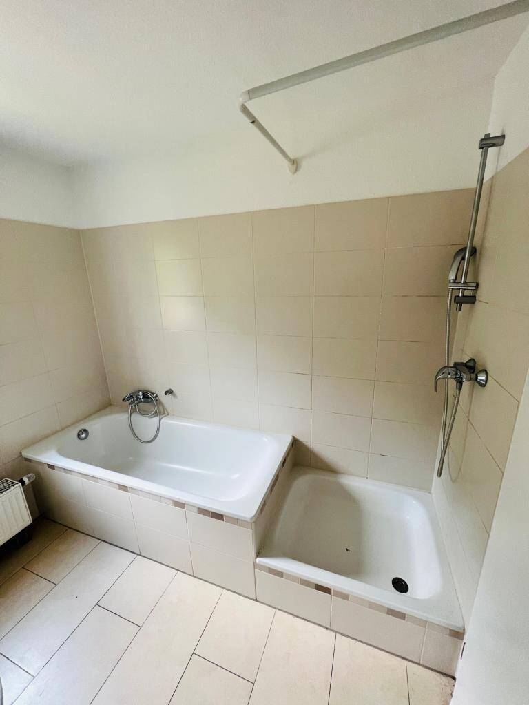 Modernes Reihenhaus mit 5-Zimmern in Wuppertal Elberfeld – Wuppertal – Vorschaubild 9