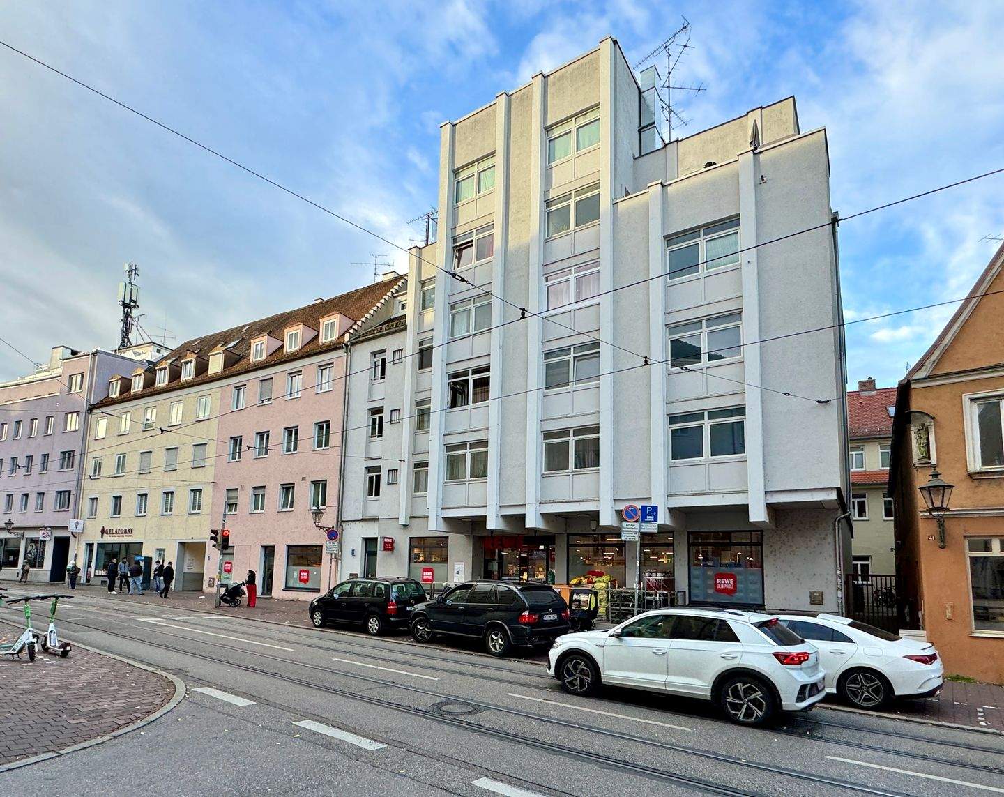 RENDITESTARKE KAPITALANLAGE IN DER ALTSTADT VON AUGSBURG! GERÄUMIGES APPARTEMENT IN DER NÄHE ZUM DOM