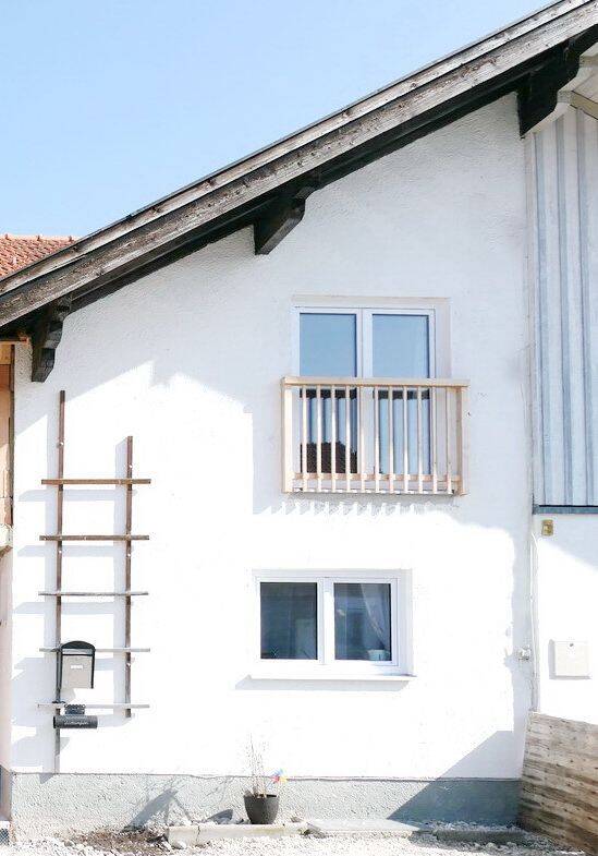 Kopie von Wohnung auf zwei Ebenen: Neu saniertes Reihenhaus mit drei Zimmern + Wohnküche
