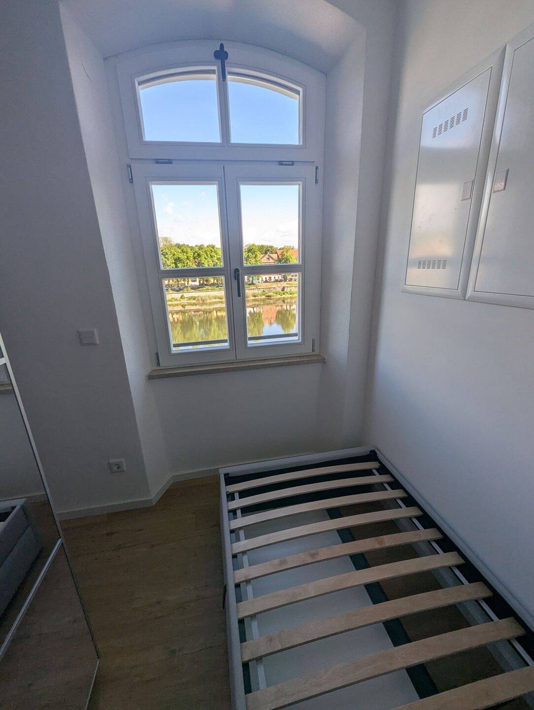 Neubaufeeling mit Denkmalflair und direktem Blick auf die Donau. – Regensburg – Vorschaubild 5