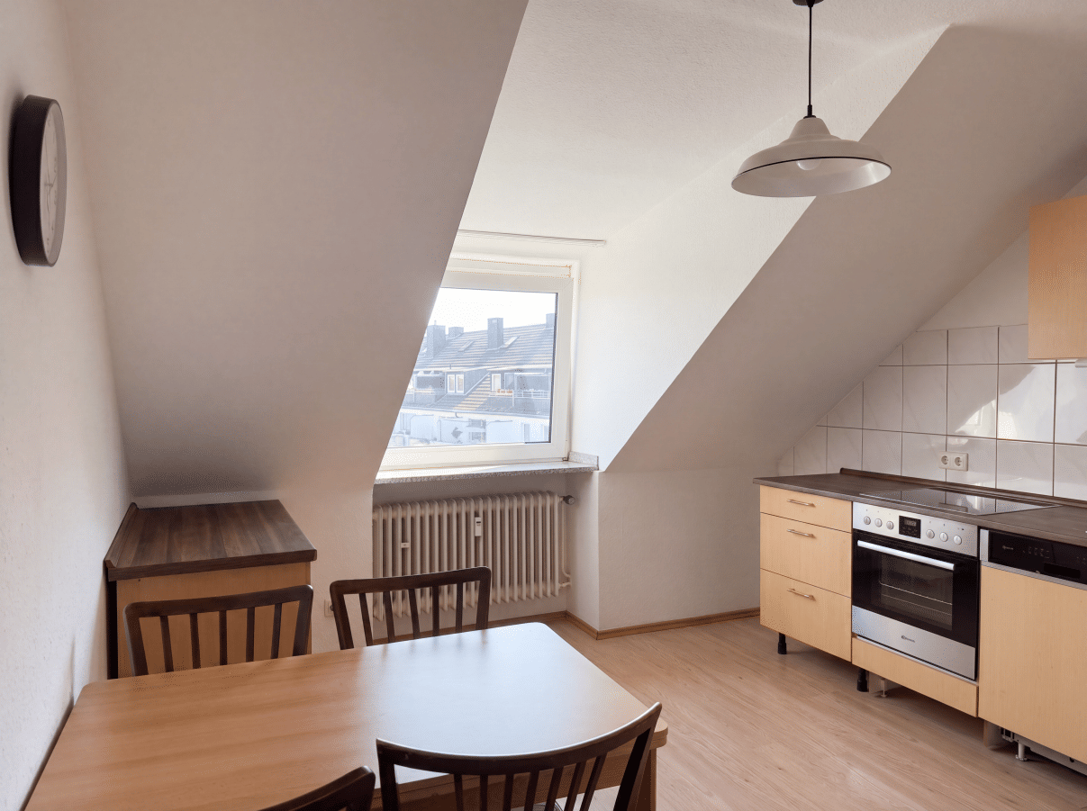 Schnell sein lohnt sich! Helle 2-Zimmer-Wohnung mit Aufzug – Düsseldorf – Vorschaubild 6
