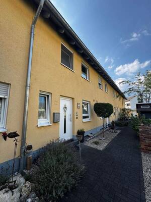 Ruhiges RMH in Schloß Neuhaus – Outdoor-Küche & Carport inklusive – 33104 Paderborn – Vorschaubild 2