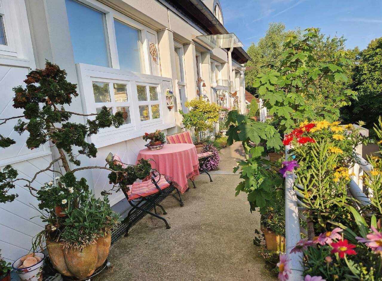 Lichtdurchflutete 3-Zimmermaisonettewohnung mit direktem Rheinblick in Bonn-Beuel – Bonn – Vorschaubild 2