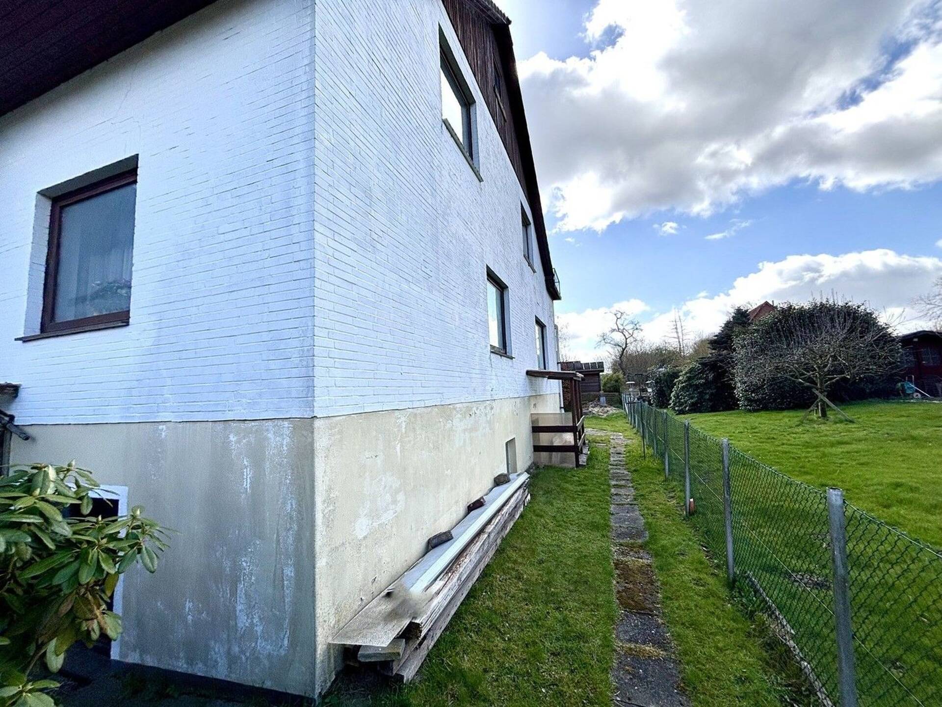 Mehrfamilienhaus in 21218 Seevetal mit 215 m² kaufen