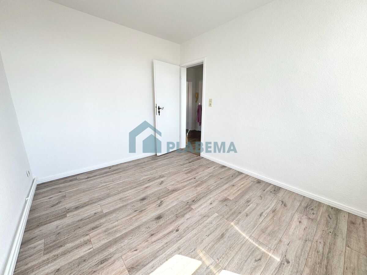 Moderne 3- Zimmer- Wohnung, nahe Schlosspark-Center, komplett renoviert – Schwerin – Vorschaubild 6