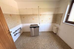 3 ½-Zi.-ETW im 1. OG mit Südbalkon und TG-Stellplatz – 70619 Stuttgart – Vorschaubild 9
