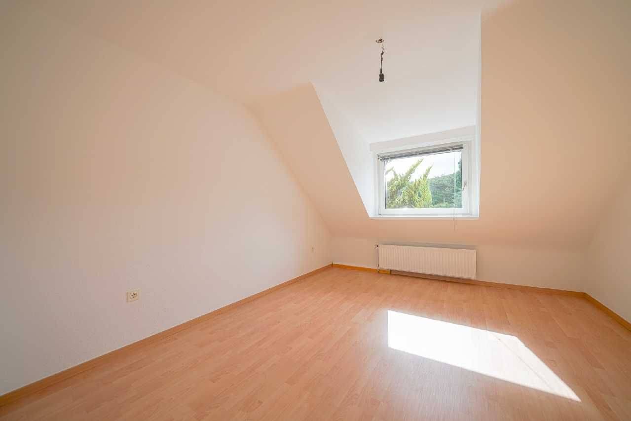 Gemütliche 3-Zimmer-Wohnung in grüner Lage von Rath – Düsseldorf – Vorschaubild 4