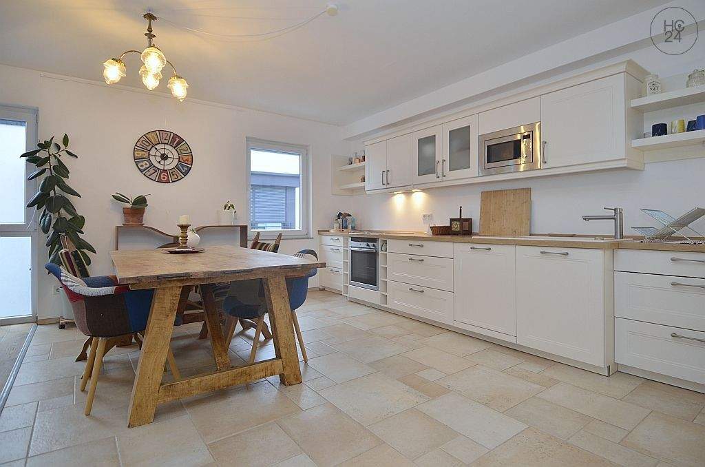 Schicke möblierte 3-Zimmer Wohnung mit Balkon und Internet in Wiesbaden Nordost – Wiesbaden – Vorschaubild 2
