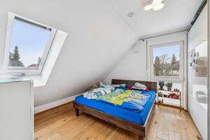 Stilvolle Maisonettewohnung in idyllischer Seitenstraße – 81825 München – Vorschaubild 7