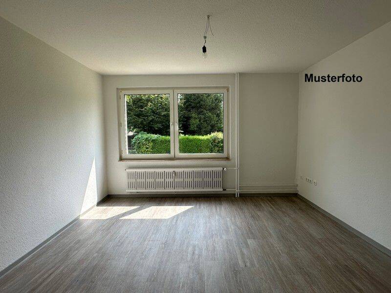 sanierte 3-Zi.-Wohnung mit Balkon in ruhiger Umgebung – Bochum – Vorschaubild 6
