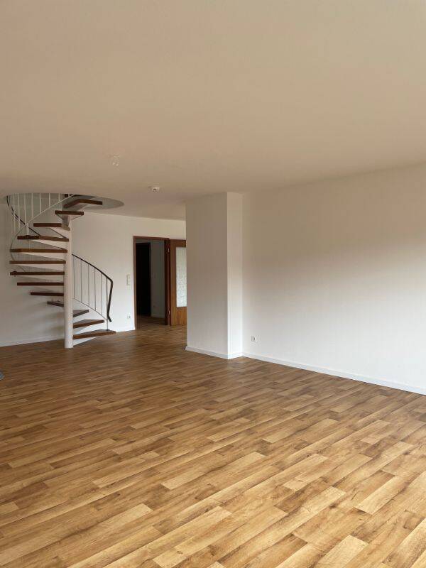 Großzügige Maisonette-Wohnung nahe Frankenstraße