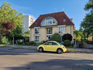 BEZUGSFREI: Barrierefreie ETW in einer Stadtvilla!