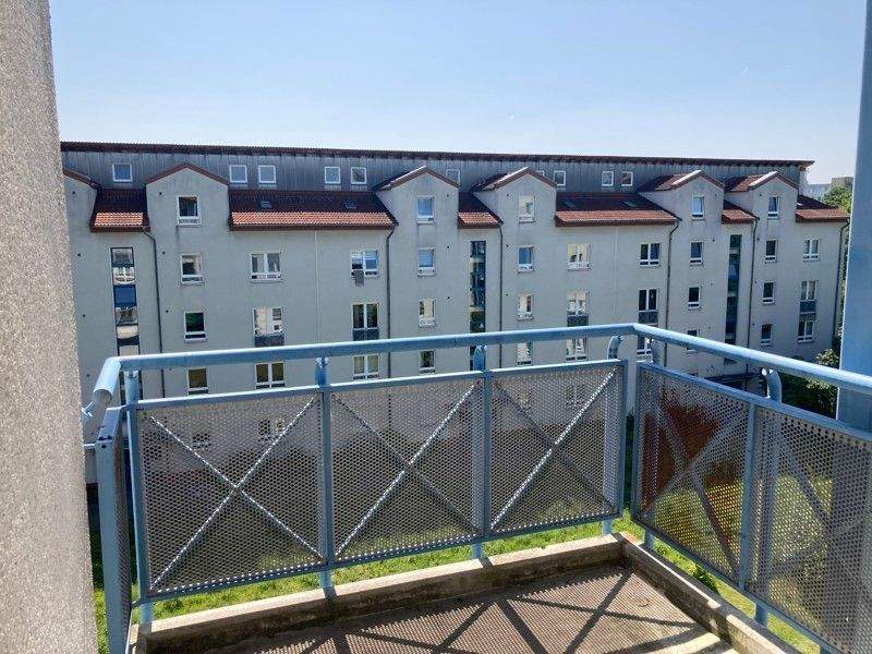 Im Dachgeschoss wohnen, das wird sich lohnen! – Braunschweig – Vorschaubild 4