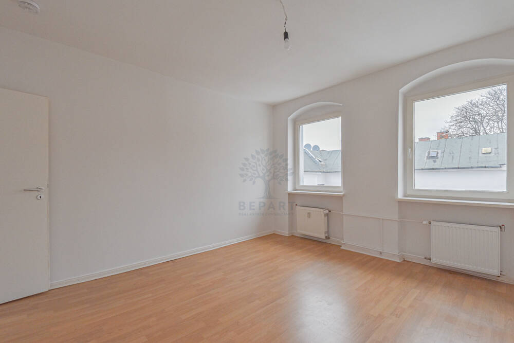 GRÄFEKIEZ - GANZ OBEN WOHNEN! SCHICKE UND HELLE ALTBAUWOHNUNG! PERFEKT GESCHNITTEN! PROVISIONSFREI! – Berlin – Vorschaubild 3