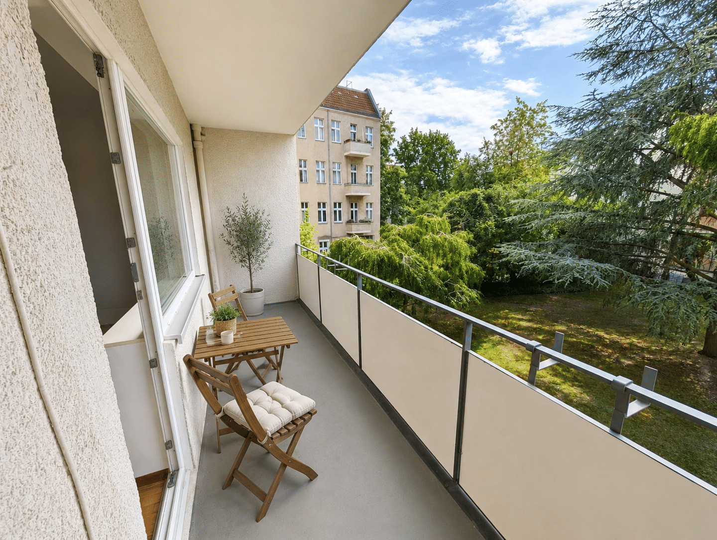 Bezugsfrei | Provisionsfrei | 1-Zim. - Wohnung | Süd-Balkon | 7 Min. zur U-Bahn | komplett möbliert – Berlin – Vorschaubild 3