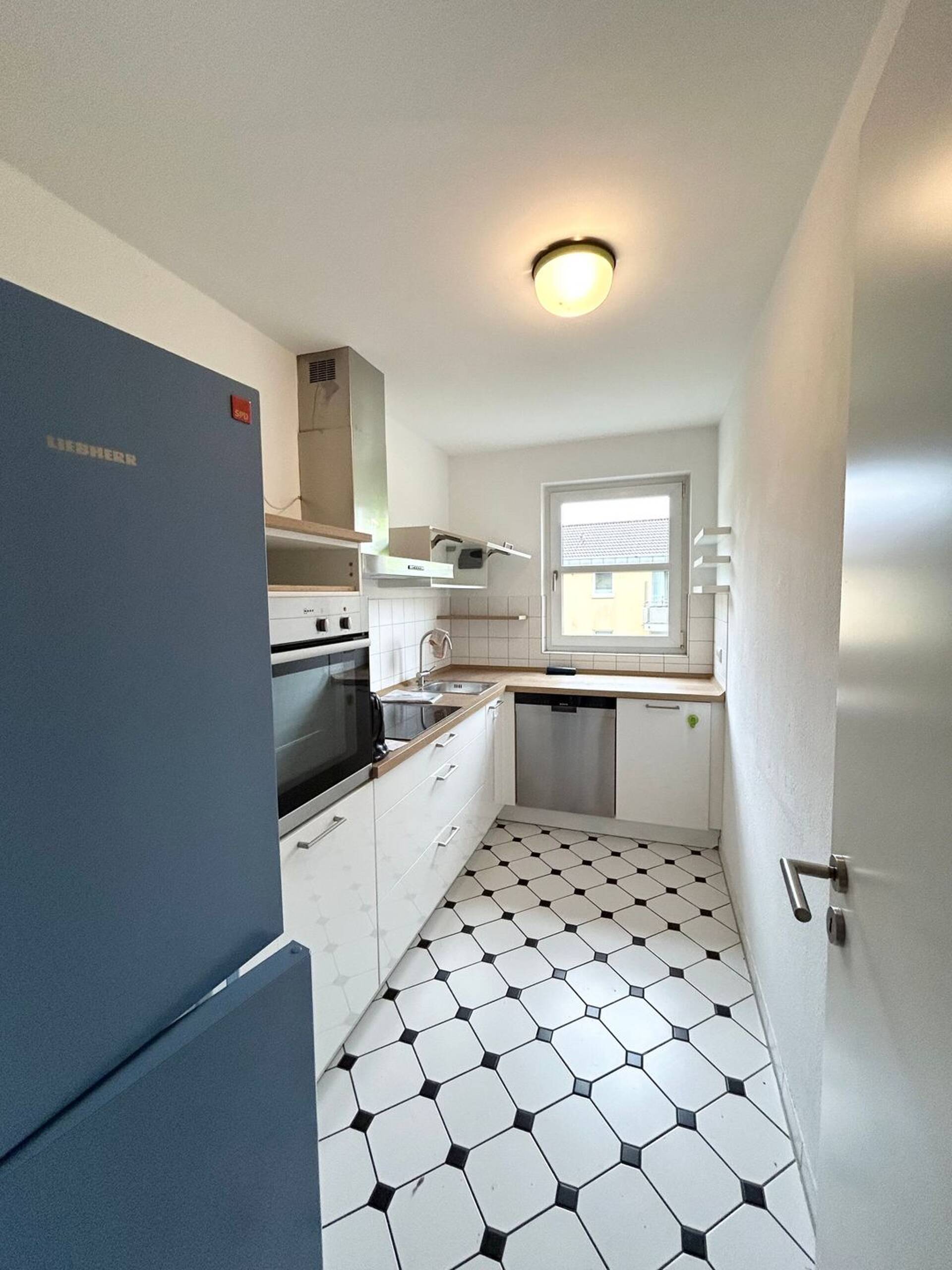 Etagenwohnung in 50935 Köln mit 79 m² kaufen