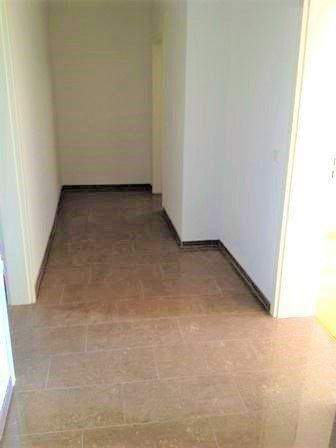 Geräumige 3-Raum Wohnung mit Balkon und Wanne. – Magdeburg – Vorschaubild 5