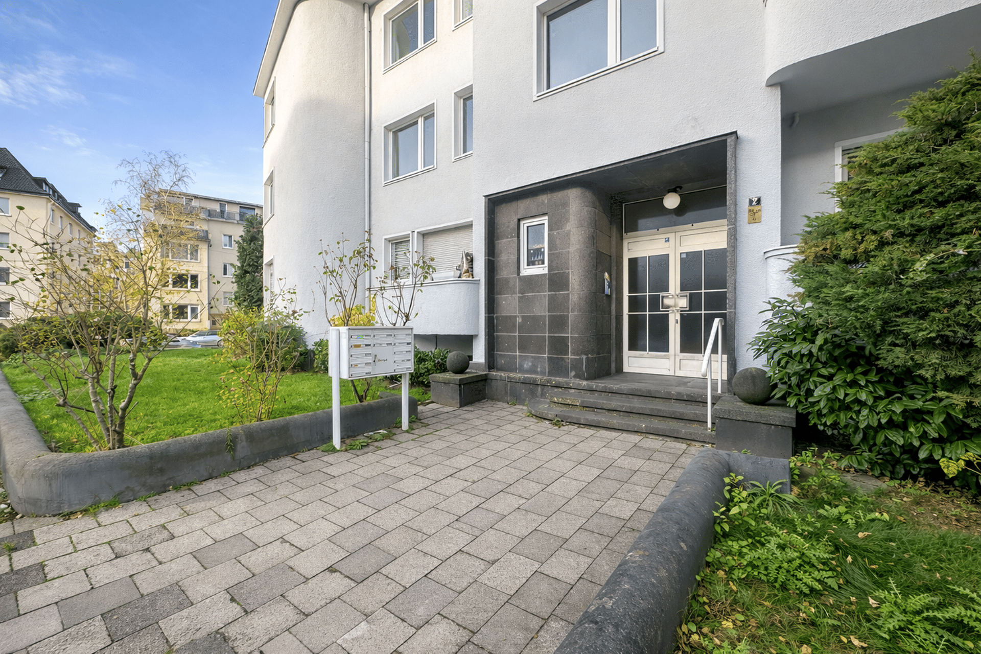 Etagenwohnung in 40237 Düsseldorf mit 98,92 m² kaufen