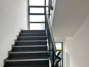 ***ZEIT FÜR NEUES*** MODERNE 1 ZIMMER WOHNUNG MIT LOGGIA + KFZ STELLPLATZ – 90763 Fürth – Vorschaubild 3