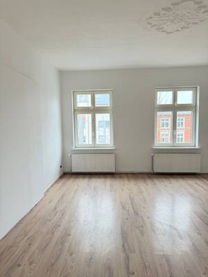 3-Raumwohnung im 2. OG - Frankendamm 29 zu vermieten – 18439 Stralsund – Vorschaubild 1