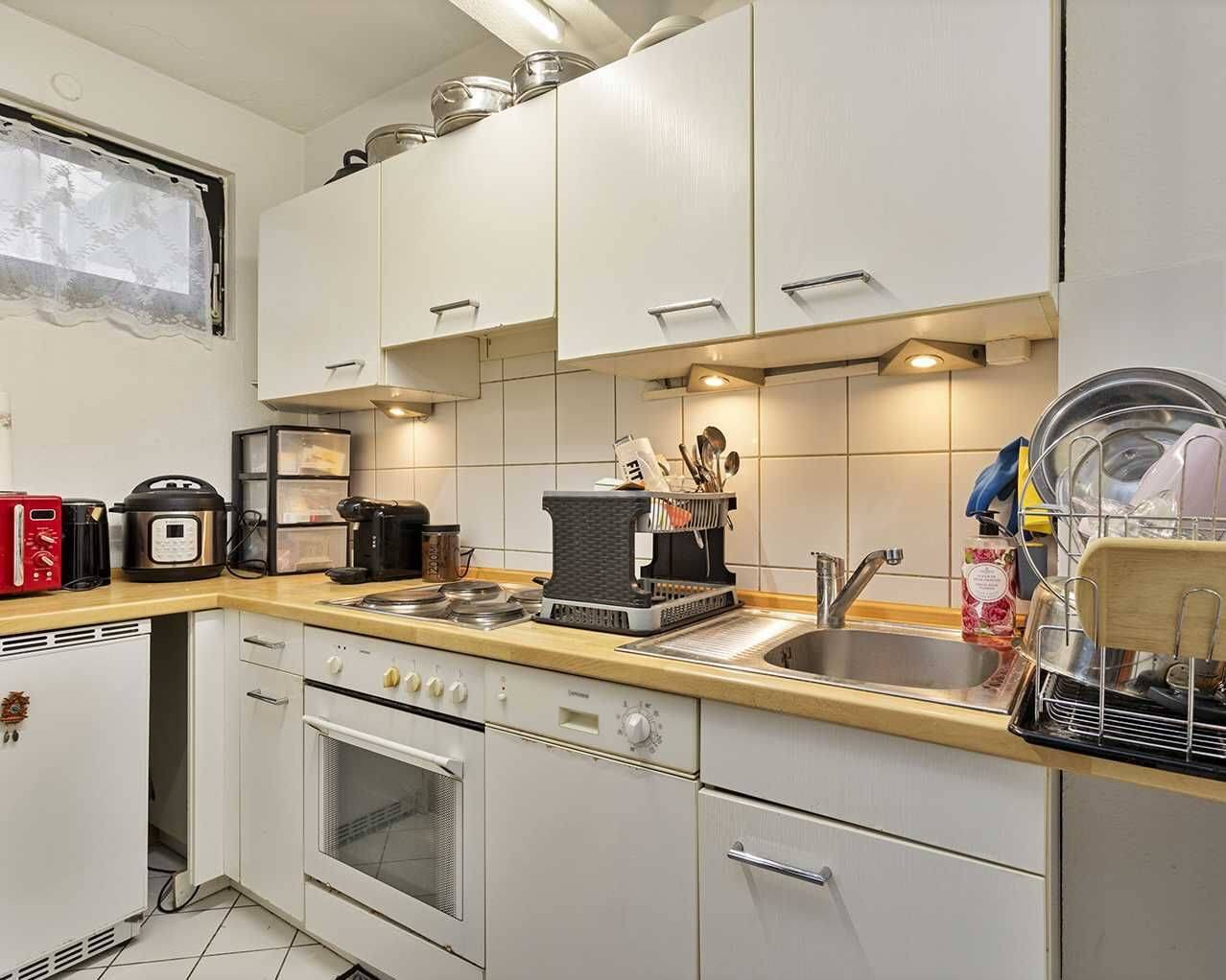Ideal aufgeteilte 2-Zimmer-Wohnung mit zwei Loggien und Aufzug in Düsseldorf-Pempelfort – Düsseldorf – Vorschaubild 3