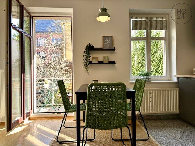 Centrum-Süd: Traumwohnung mit Balkon und IHRE Alternative zum Hotel