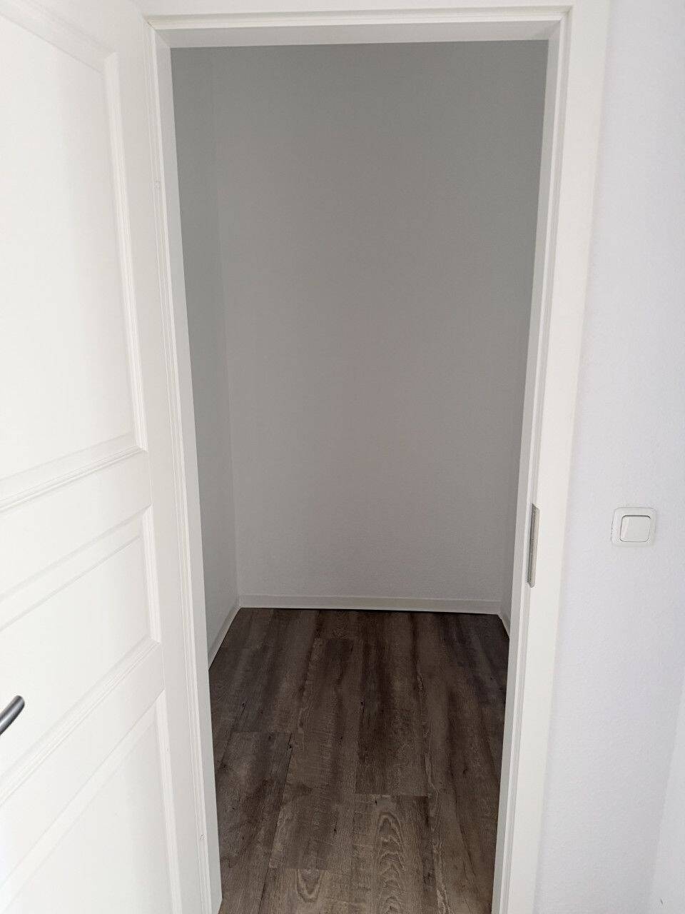 Hochwertig sanierte 3-Raumwohnung mit Balkon! – Magdeburg – Vorschaubild 9