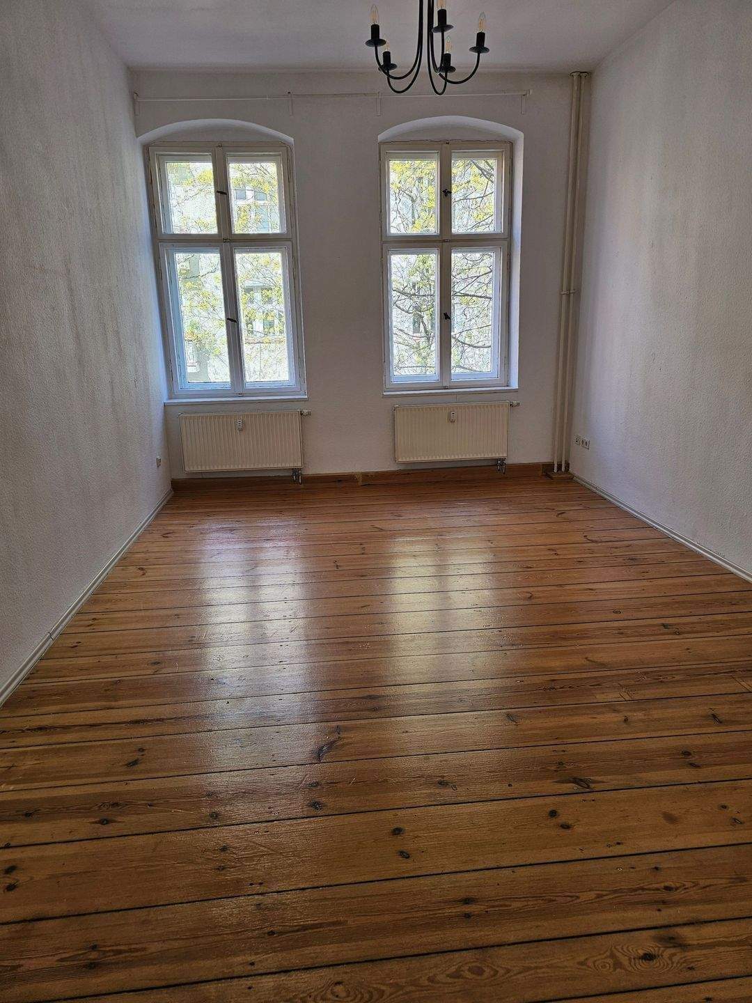 Bezugsfrei: 3 Zimmerwohnung mit Balkon im Ostkreuz Kiez – – Berlin – Bild 1 von 9