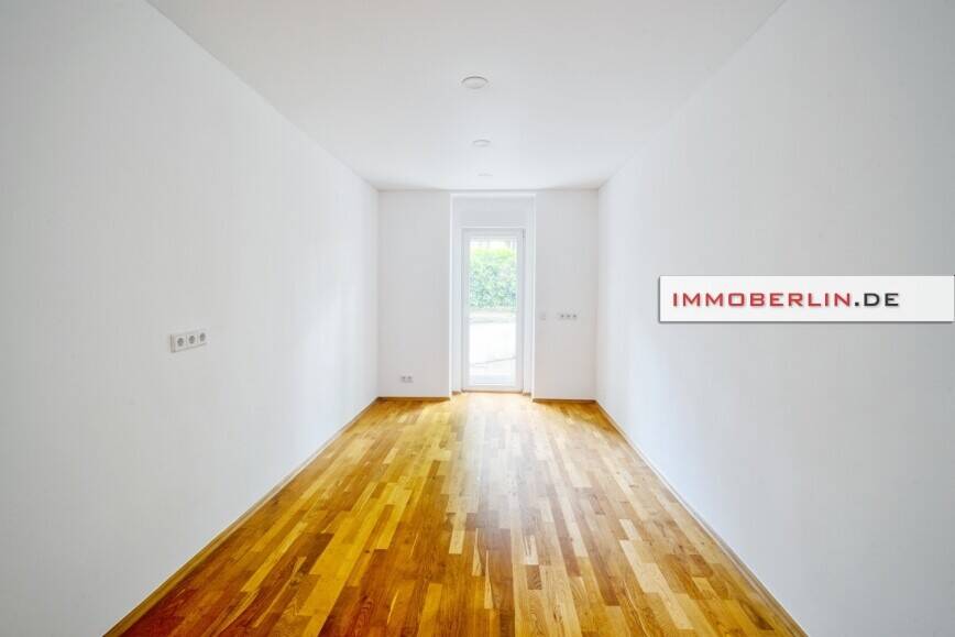 IMMOBERLIN.DE - Toplage! Komfortable Altbauwohnung mit Terrassen, Garten & großem Wintergarten – Berlin – Vorschaubild 3