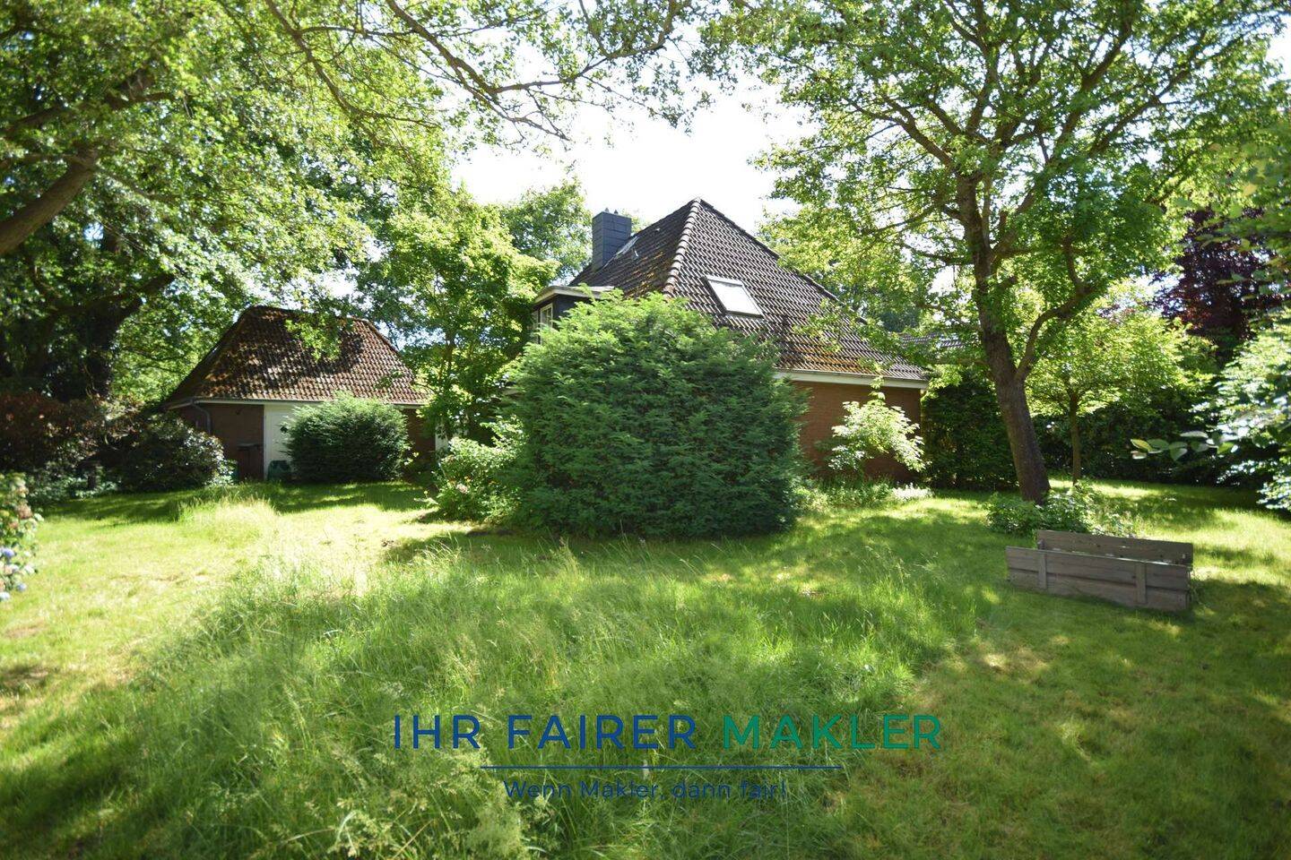 Großes Einfamilienhaus / Zweifamilienhaus mit 236m² Wohnfläche am Naturschutzgebiet im Bremen – Bremen – Vorschaubild 5