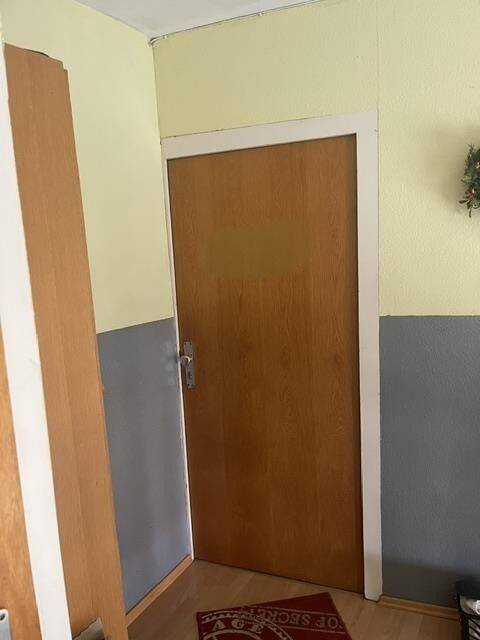 Charmante Dachgeschosswohnung mit schönem Ausblick in Pforzheim – Pforzheim – Vorschaubild 5