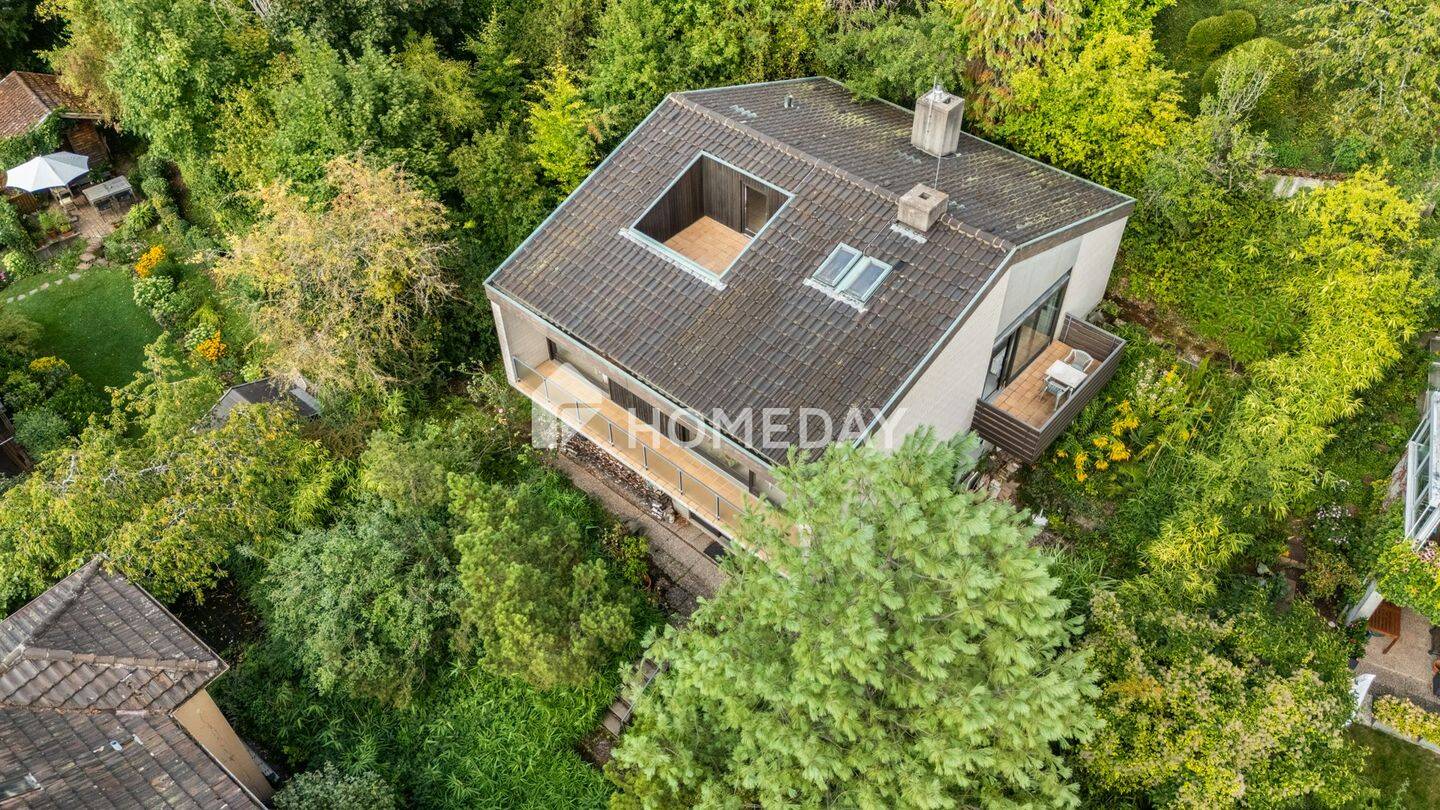 Ikonisches Architektenhaus mit Weitblick & über 200 m² Wohn- und Nutzfläche in Stuttgart-Sonnenberg