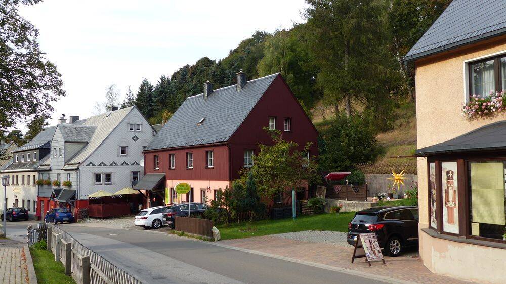 Pizzahaus mit Wohnung - Spielzeugdorf Seiffen/Erzgebirge – Seiffen/Erzgebirge – Vorschaubild 3
