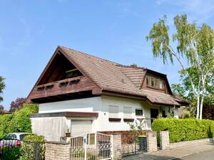 Großes Ein-/oder Zweifamilienhaus in ruhiger Lage von Berlin Lichtenrade – 12305 Berlin – Vorschaubild 1