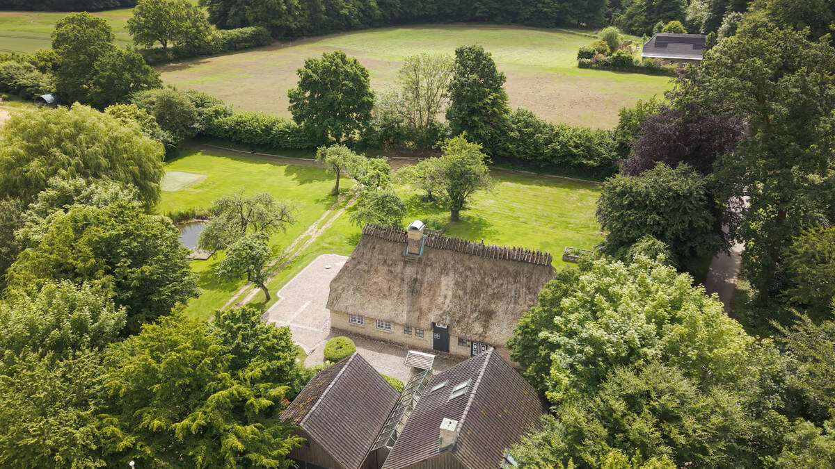 Exklusive Reetdachkate zwischen Wald und Wiesen – Taarstedt – Vorschaubild 6