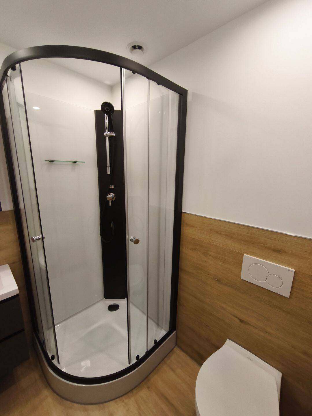 Erstbezug! Helles, möbliertes Apartment in zentraler Lage von Ingolstadt – Ingolstadt – Vorschaubild 8