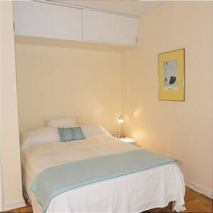 Gemütlich möbliertes Apartment/ Balkon /Fahrstuhl / Kabel-TV/Keller/ Waschküche/ ab 01.09.2026 – 22085 Hamburg – Vorschaubild 9