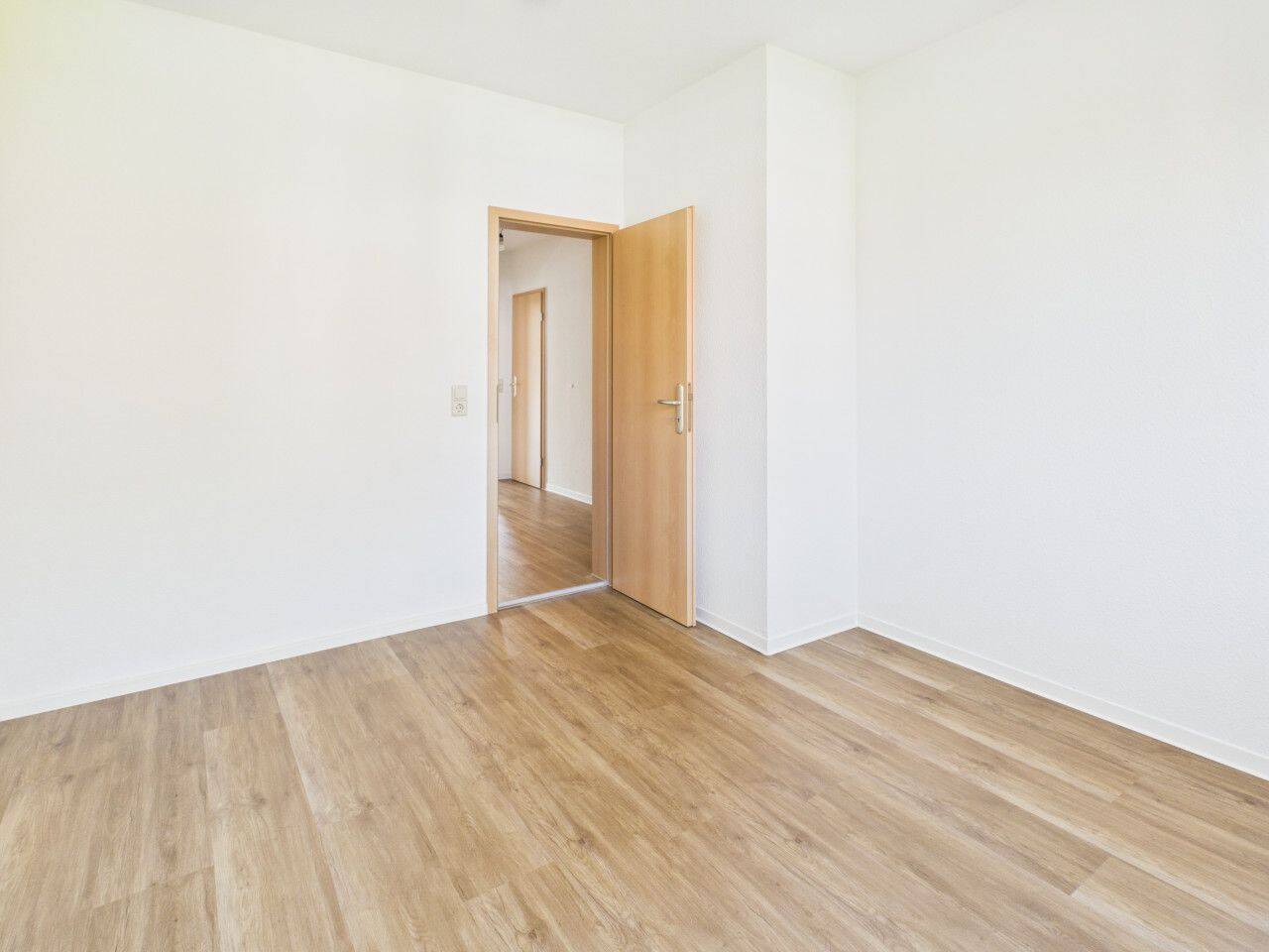 2-Raum-Wohnung mit Balkon auf dem Kapellenberg – Chemnitz – Vorschaubild 3