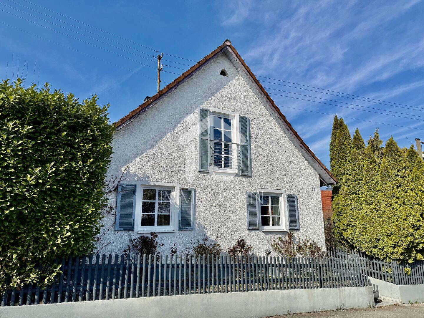 Haus mit Charakter sucht neue Ideen - freistehendes Einfamilienhaus mit Potenzial – Gablingen – Vorschaubild 2
