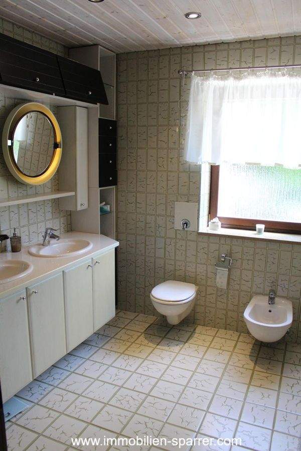 Ein- oder Zweifamilienhaus mit schönem eingewachsenem Garten, Sauna, und Garage in Neunkirchen – Weiden in der Oberpfalz – Vorschaubild 7
