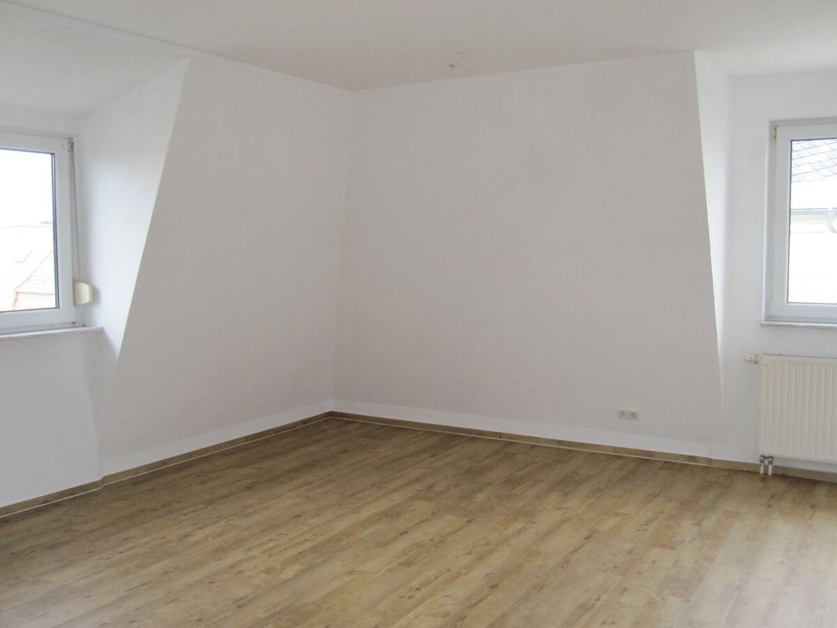 * WG geeignet * Frei * Sehr schöne 2-Zimmer-Wohnung * Loggia * Südvorstadt * – 4275 Leipzig – Bild 1 von 9