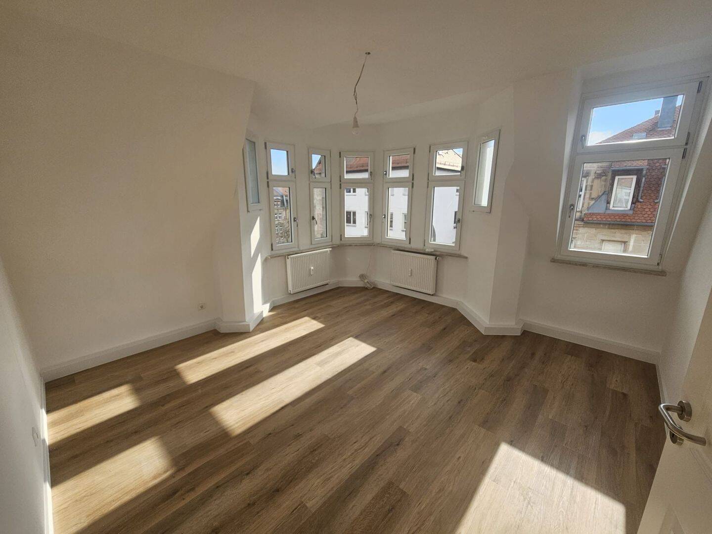 Kernsaniert & modern: 2-Zimmer-Wohnung in Toplage Nürnberg-Gostenhof – Nürnberg – Bild 1 von 7