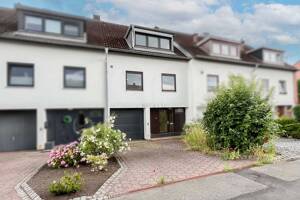 Reihenmittelhaus mit Lieblingsgärtchen, Balkon und Sonnendeck in St. Gertrud