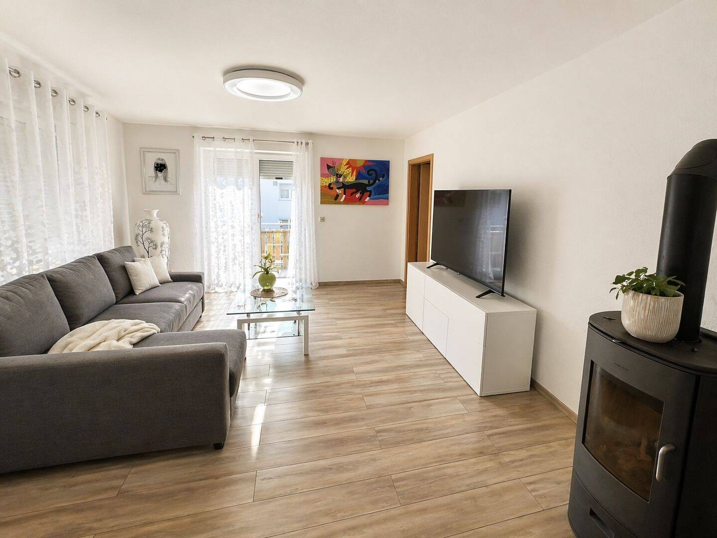 Attraktives Dreifamilienhaus bei Ulm - 3 Einheiten, hohe Rendite und ideale Eigennutzung! – Neu-Ulm – Vorschaubild 2