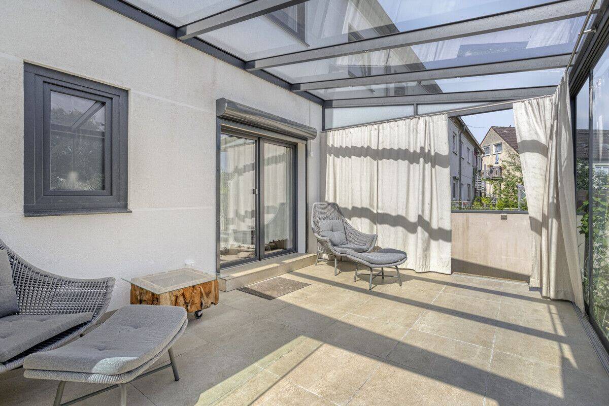 Zweifamilienhaus mit Garten-Oase & Wintergarten - Raum für Familie und Mehrgenerationen – Bochum – Vorschaubild 4