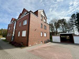 Gemütliche Eigentumswohnung mit Fahrstuhl, Süd-Balkon und Carport – 27476 Cuxhaven – Vorschaubild 2