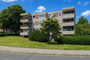 Gepflegte 3-Zimmer-Wohnung mit Sonnenbalkon in Süd-/Westlage und großzügigem Kellerraum in bester Wohnlage